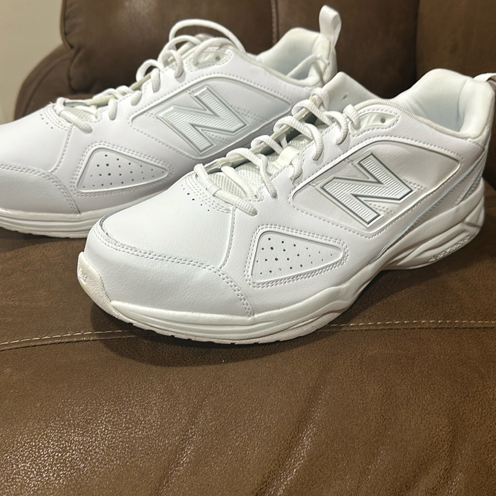 Men’s New Balance Size 14 brand new in white.
